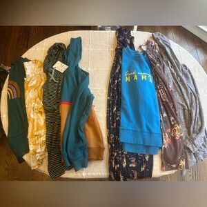 LOT of latched mama clothing